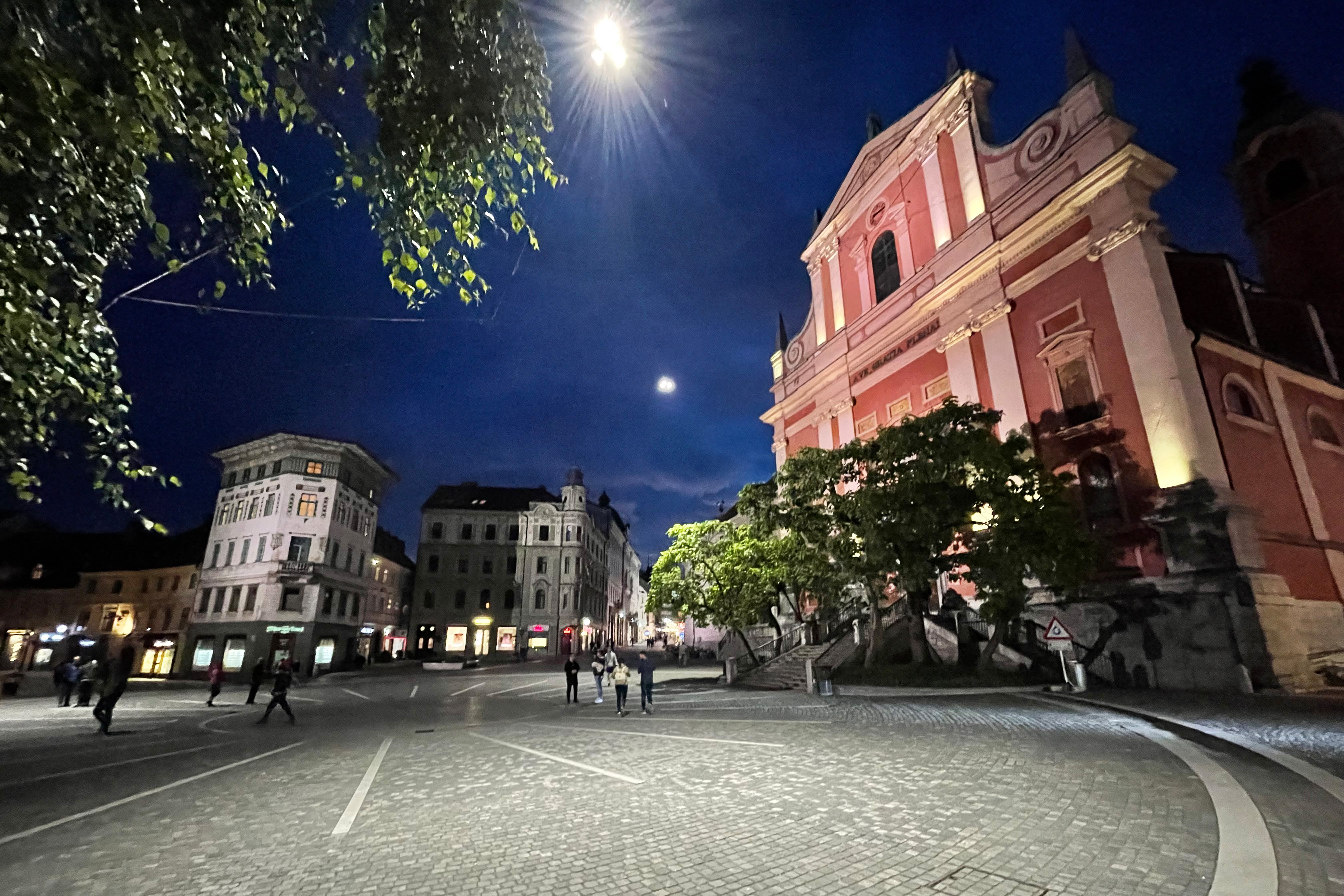 Franziskanerkirche am Prešeren-Platz